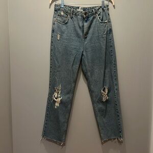BDG Distressed denim pants W31 L32 100% cotton